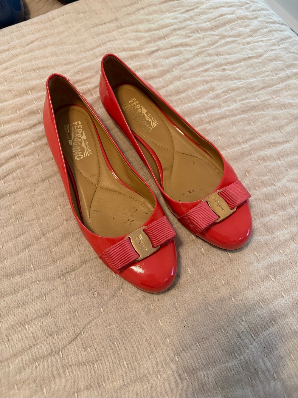 Salvatore Ferragamo Coral Patent Leather Vara Bow Flats
